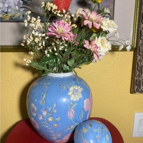 ginger jars large lid vase oriental vase satsuma pottery WBIHalloween Jar 10"x 7 - Picture 1 of 3